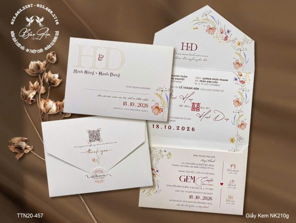 Thiệp hoa dại tone trắng (TTN20-457)