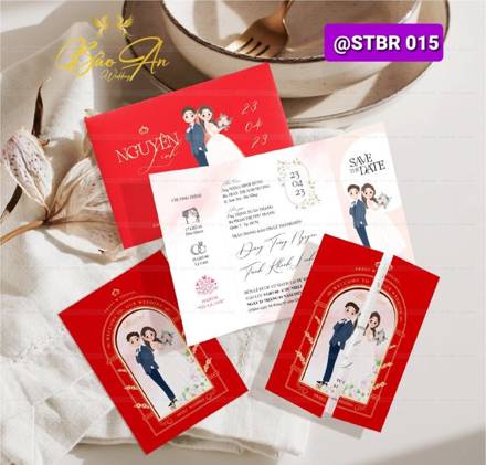 Thiệp bì đỏ cô dâu chú rể vòm tròn (STBR 015)