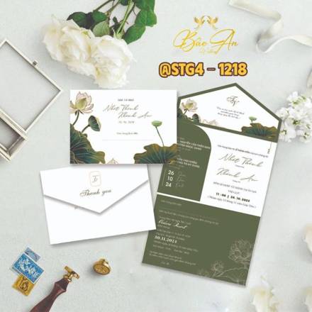 Thiệp túi gấp 4 xanh rêu hoa sen (STG4 1218)