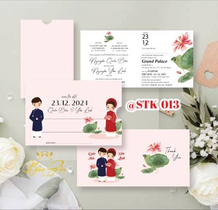 Thiệp kéo hồng nhạt áo dài hoa sen (STK 013)
