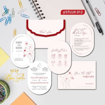 Thiệp Luxury viền đỏ hoa nét đơn (STLUX 012)
