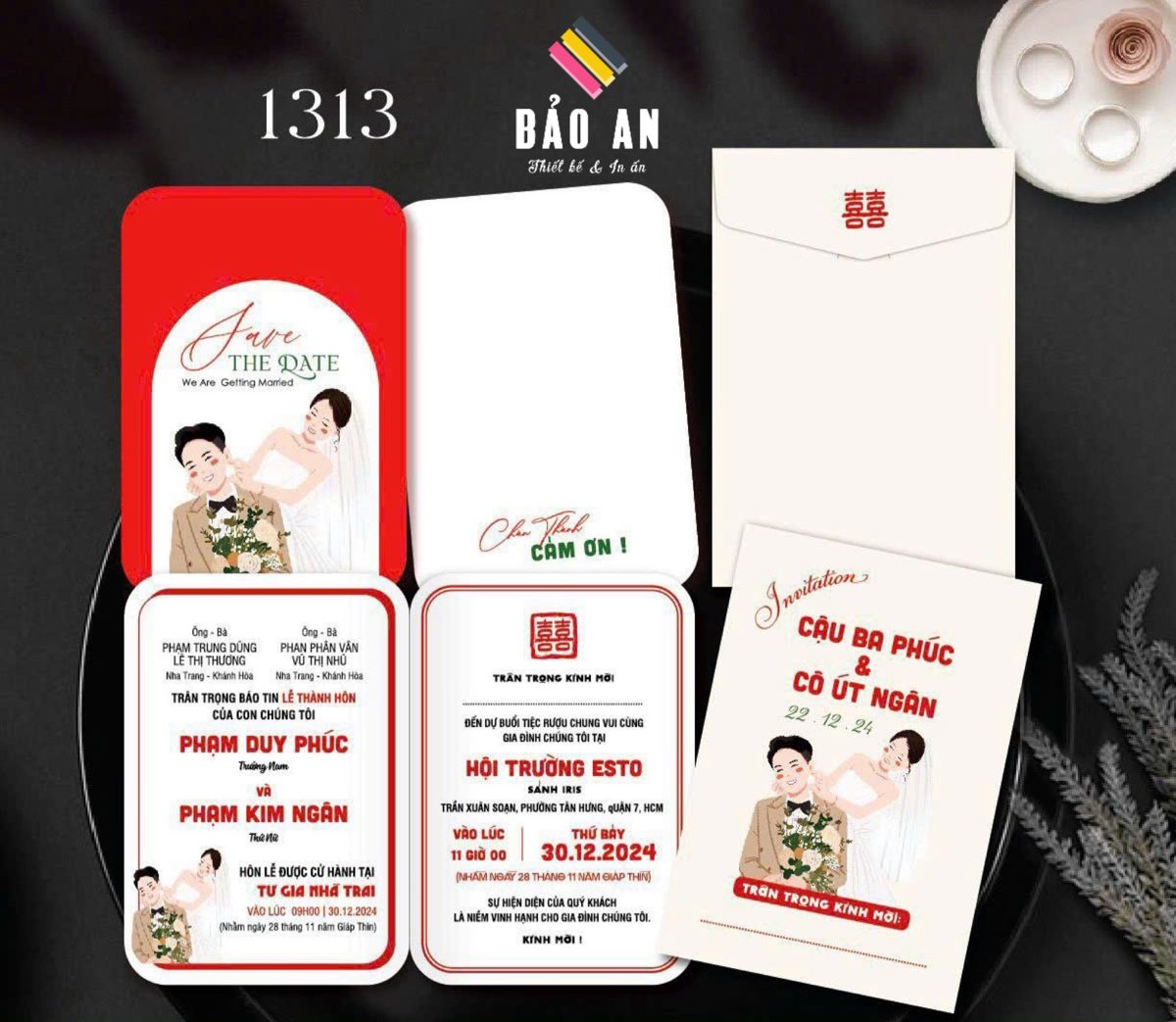Thiệp chibi dâu rễ bo tròn tone đỏ trắng (1313)